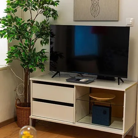 Magica - Cosy In The Heart Of Apartment *